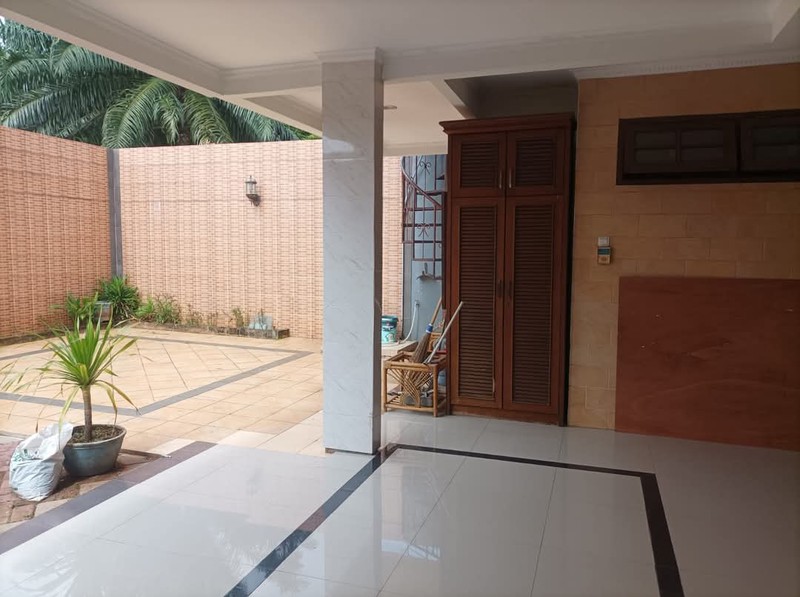 Flash Sale. Rumah besar & luas di Giri Loka 2, BSD