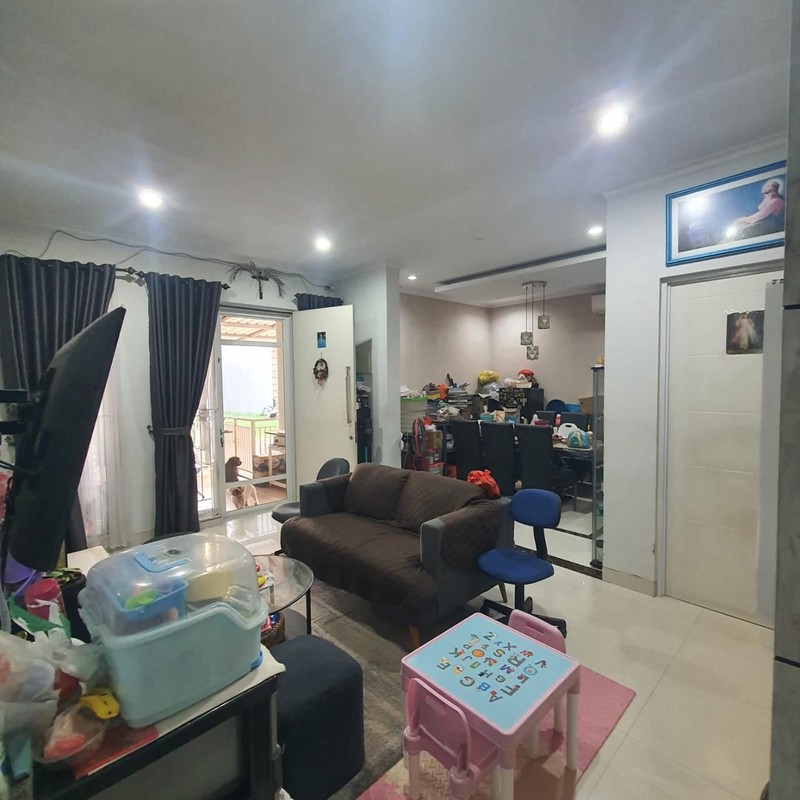 Atlanta Village, Gading Serpong. Rumah modern dekat mal SMS