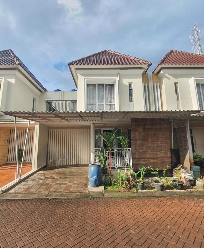 Atlanta Village, Gading Serpong. Rumah modern dekat mal SMS