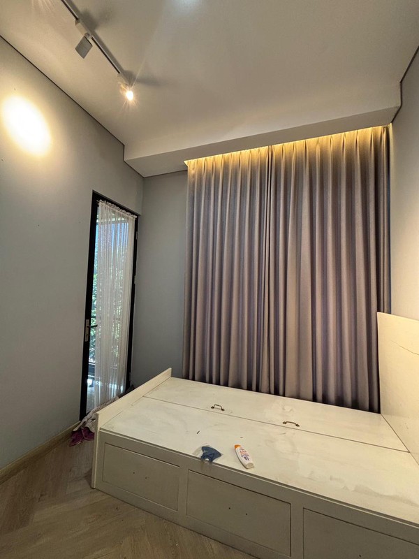 Rumah Cantik 2 Lantai Modern Industrial Custer The View Serpong Jaya