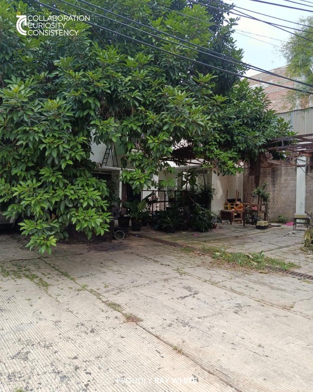 Dijual Rumah di Jl Moh Kahfi dekat Cilandak KKO Jagakarsa Jakarta Selatan