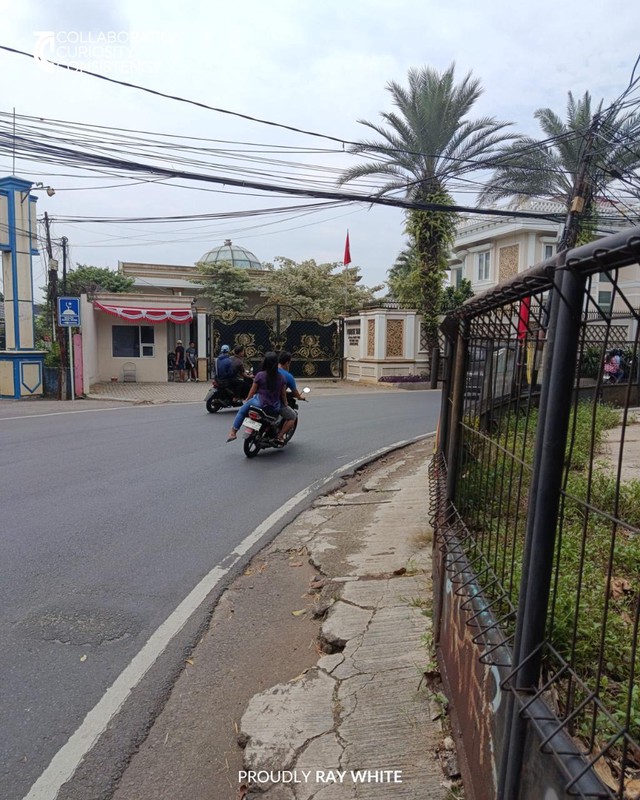 Dijual Rumah di Jl Moh Kahfi dekat Cilandak KKO Jagakarsa Jakarta Selatan