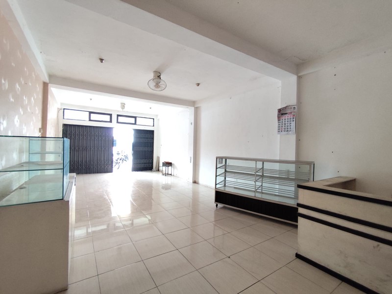 Disewakan Ruko Strategis 2 Lantai di Jl. Palagan Km 6.5 Cocok untuk Kantor & Usaha, Sariharjo, Ngaglik, Sleman