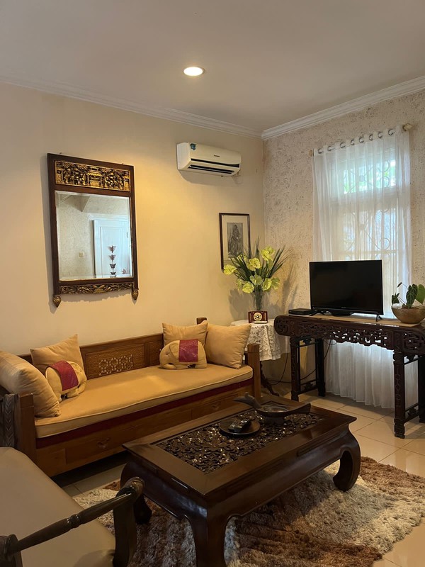 Rumah Elegan Sangat Terawat, sangat Langka! Legalitas SHM aman di Sentul City, Sekali lihat pasti jatuh cinta