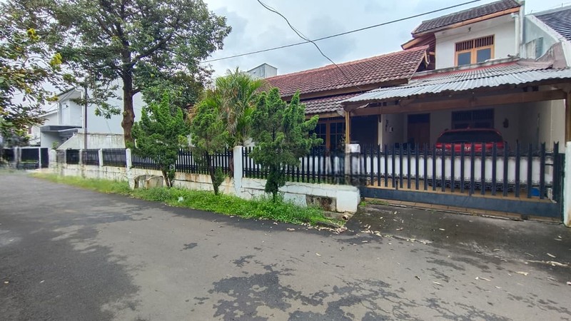 Dijual Rumah dihitung Tanah Kavling di MegaCinere - Strategis dan aman