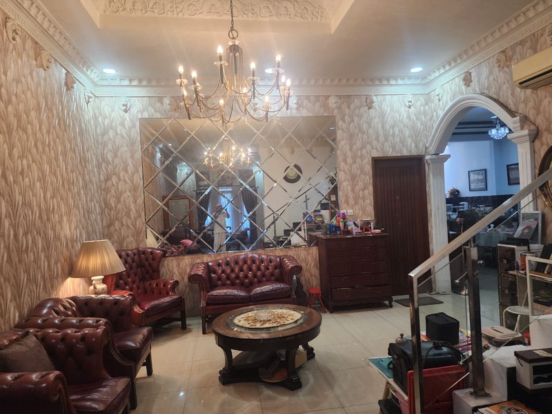 Di Jual Rumah 2 LT  Di Cinere  Siap Huni - Kondisi Bagus dan STRATEGI