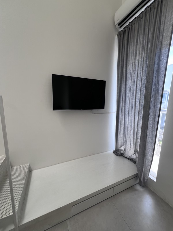 Dijual Rumah Cantik Cluster Myza Dekat AEON BSD City Harga 1 M-an