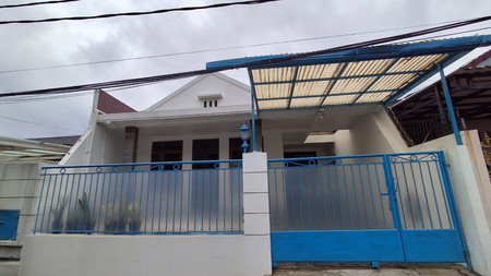 Di Jual Rumah 2 LT  Di Lebak Bulus  Siap Huni - Kondisi Bagus
