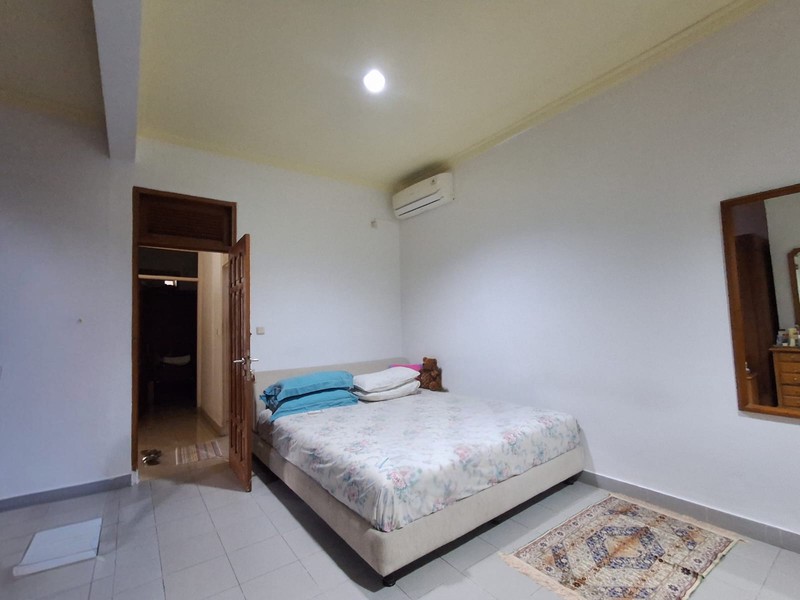 Di Jual Rumah 2 LT  Di Lebak Bulus  Siap Huni - Kondisi Bagus