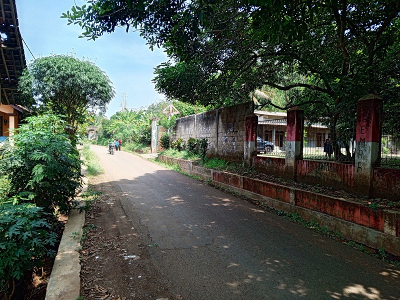 DIJUAL TANAH KOSONG TEPI JALAN RAYA  JONGGOL  SANGAT STRATEGIS