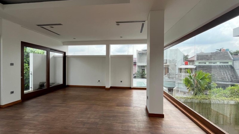 Rumah for Sale in Jakarta Selatan, DKI Jakarta Rumah Baru Modern Tropical Minimalis