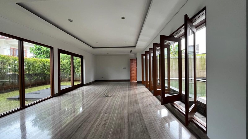 Rumah for Sale in Jakarta Selatan, DKI Jakarta Rumah Baru Modern Tropical Minimalis
