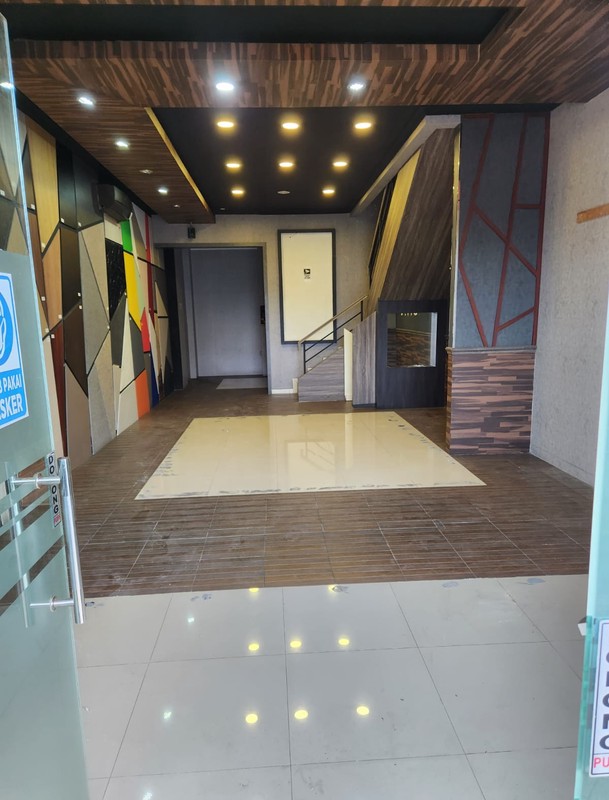 Ruko 3 Lantai Lokasi Ramai di Paramount Center Gading Serpong 