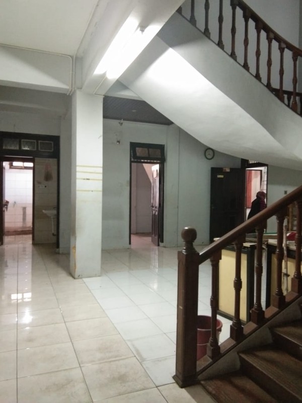Rumah Siap Huni di Kawasan Duren Sawit Untuk Keluarga Besar atau Usaha Penginapan (Guest House)