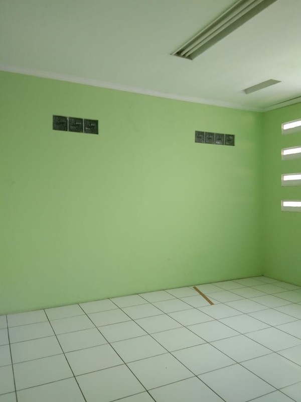 Rumah Siap Huni di Kawasan Duren Sawit Untuk Keluarga Besar atau Usaha Penginapan (Guest House)