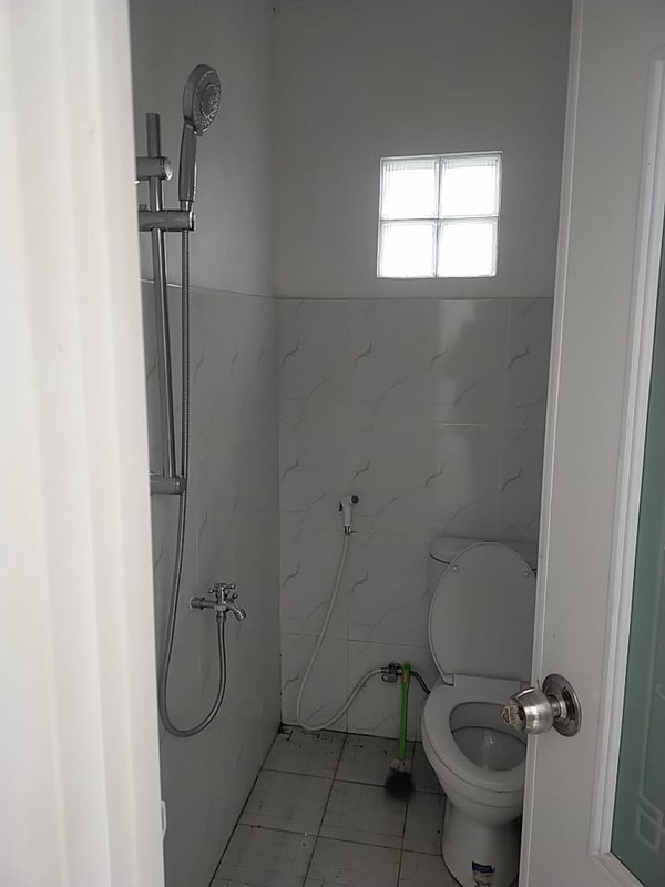 Disewakan Ruang Usaha Strategis di Jl. Gondangan Sleman,  Luas 300 Meter Persegi, Siap Pakai & Akses Jalan Lebar