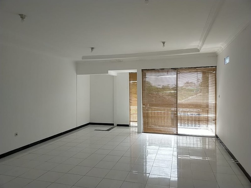 Peluang Bisnis Premium Sewa Ruang Usaha Strategis di Jl. Kaliurang KM 9 Sleman Luas & Fasilitas Lengkap