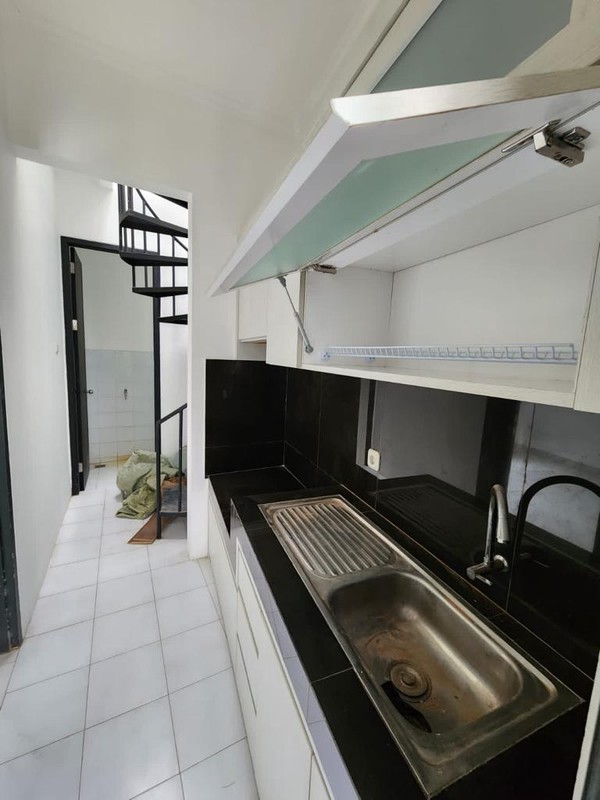 Rumah Bagus Di Champaca Residence Rempoa, Jakarta Selatan