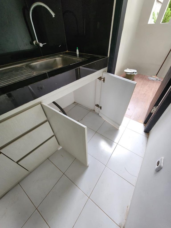 Rumah Bagus Di Champaca Residence Rempoa, Jakarta Selatan