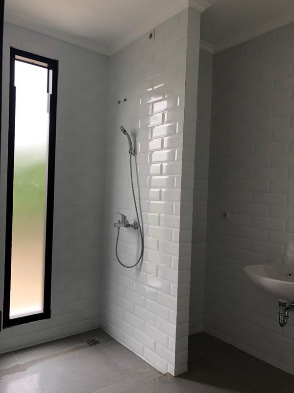 Rumah Bagus Di Champaca Residence Rempoa, Jakarta Selatan