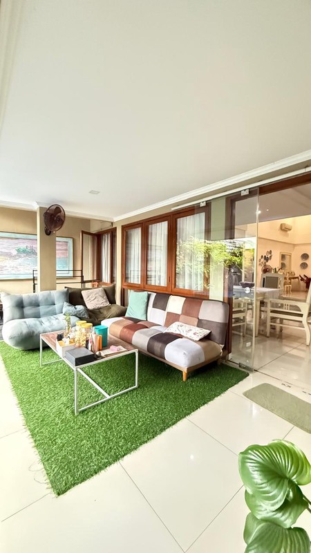 Rumah Mewah 2 Lantai Siap Huni Dengan Carport 3 Mobil, Water Heater, Di Kawasan Elit @Bintaro