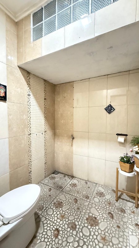 Rumah Mewah 2 Lantai Siap Huni Dengan Carport 3 Mobil, Water Heater, Di Kawasan Elit @Bintaro