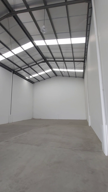 Gudang di Kawasan Pergudangan Eksklusif dan Modern, Limus Biz Estate