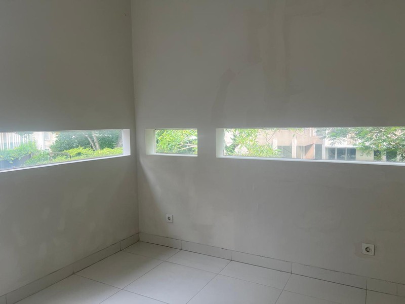 Rumah 2 lantai,luas tanah 180 di Bintaro Jaya 9