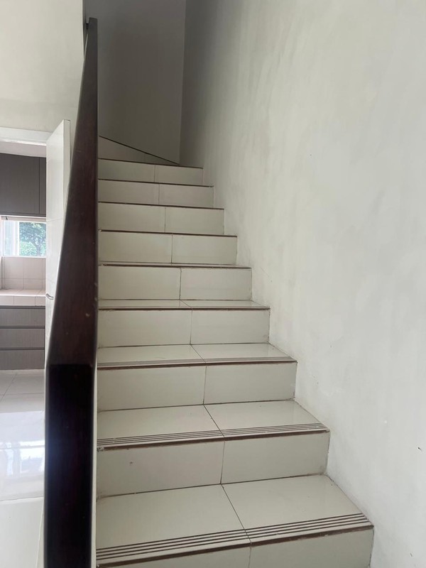 Rumah 2 lantai,luas tanah 180 di Bintaro Jaya 9