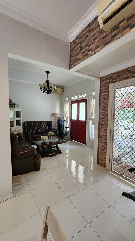 Rumah Siap Huni,Bagus,jalan lebar di Bintaro Jaya 9