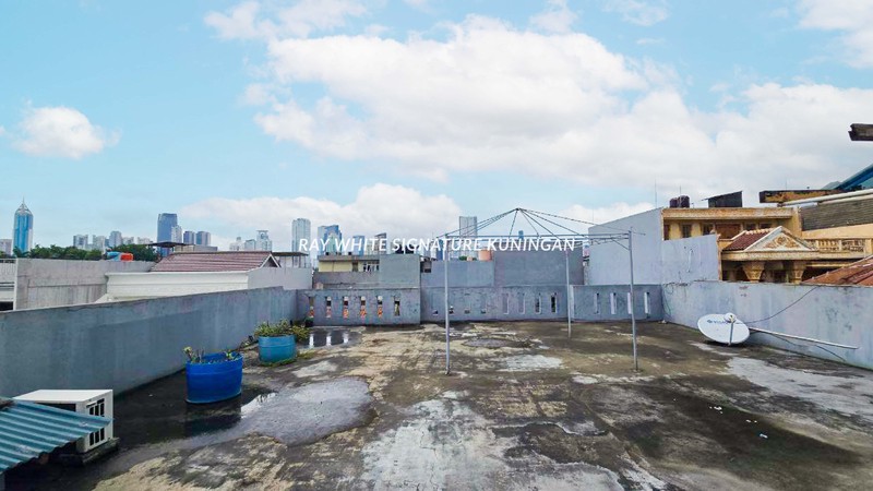 Dijual Rumah Di Bendungan Hilir Jakarta Selatan Cocok untuk Kos Bisa KPR