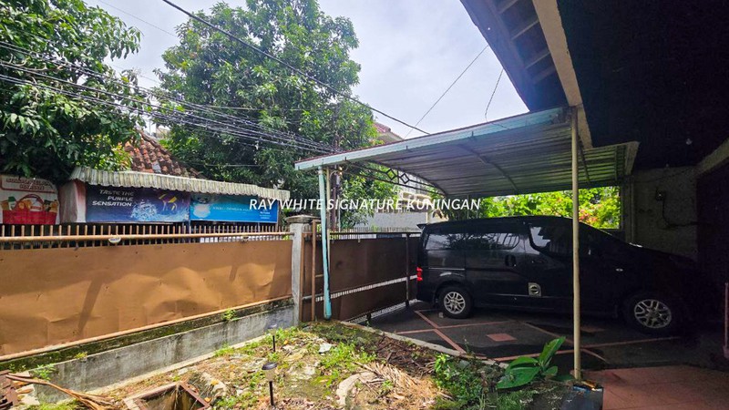 Dijual Rumah Di Guntur Kuningan Jakarta Selatan, Cocok dIbangun Kost, 