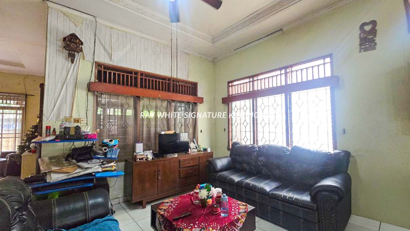 Dijual Rumah Di Guntur Kuningan Jakarta Selatan, Cocok dIbangun Kost, 