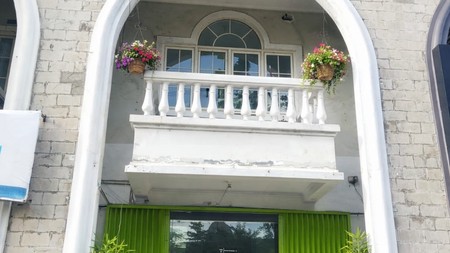 Ruko di Gading Serpong 3 Lantai Siap untuk Usaha