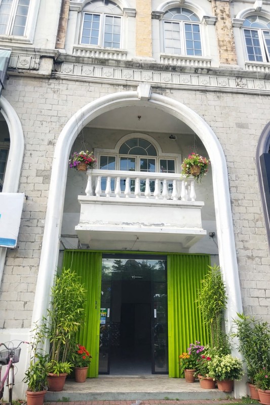 Ruko di Gading Serpong 3 Lantai Siap untuk Usaha