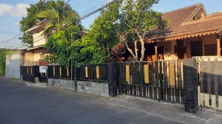 Peluang Bisnis Eksklusif Guesthouse Mewah 2 Lantai di Caturtunggal Lokasi Premium Selangkah ke UGM, Caturtunggal, Depok, Sleman