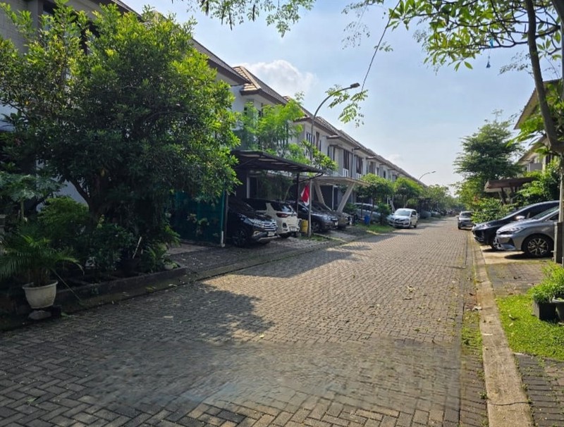 Hot Rent. Rumah bagus Mozia Amarine, BSD