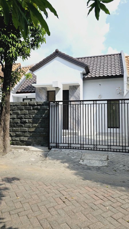 Dijual Taman Puspa Raya Fully Renov Citraland Surabaya Barat