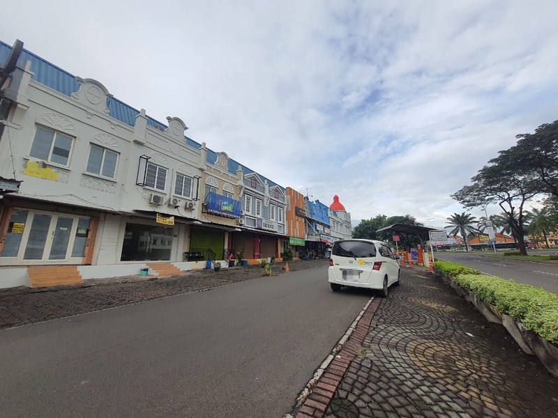 Ruko Gandeng Siap Usaha Di Kota Wisata, Cibubur