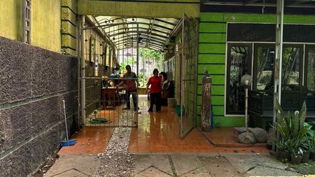 Rumah 2 Lantai Kokoh di Kav DPRD dekat Pintu Toll Cibubur