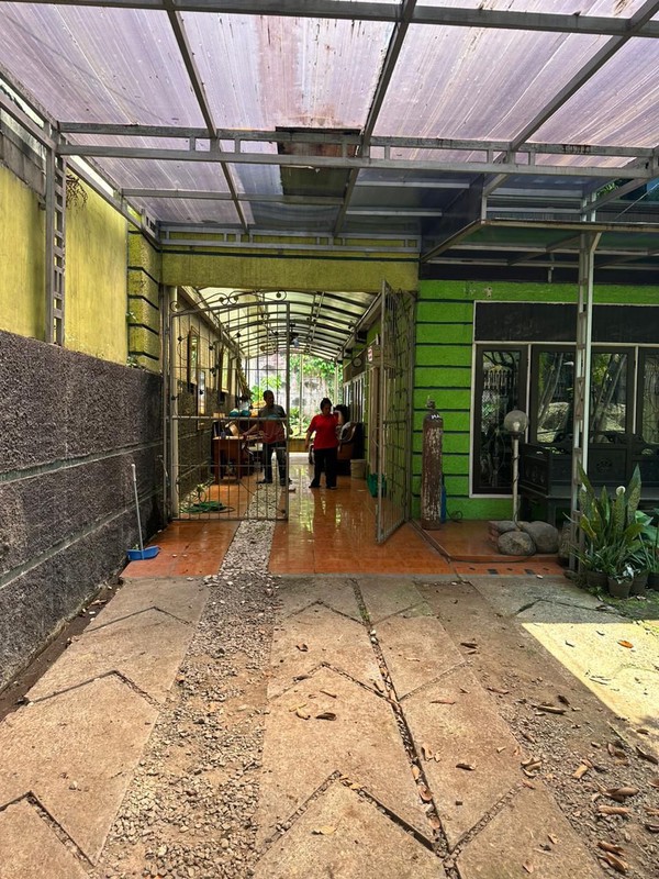 Rumah 2 Lantai Kokoh di Kav DPRD dekat Pintu Toll Cibubur