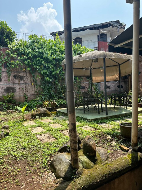 Rumah 2 Lantai Kokoh di Kav DPRD dekat Pintu Toll Cibubur