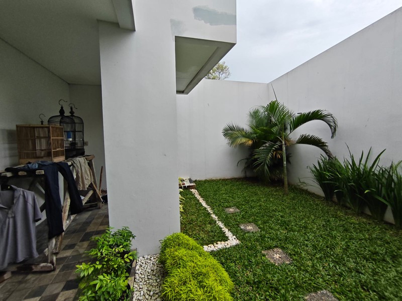  DI JUAL RUMAH LUXURIOS DI JALAN DURIAN JAGAKARSA JAKARTA SELATAN