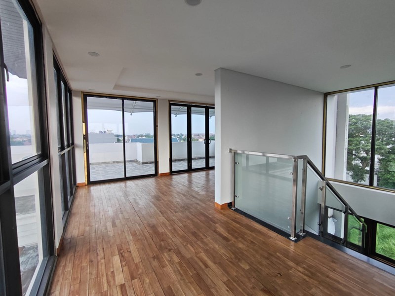  DI JUAL RUMAH LUXURIOS DI JALAN DURIAN JAGAKARSA JAKARTA SELATAN