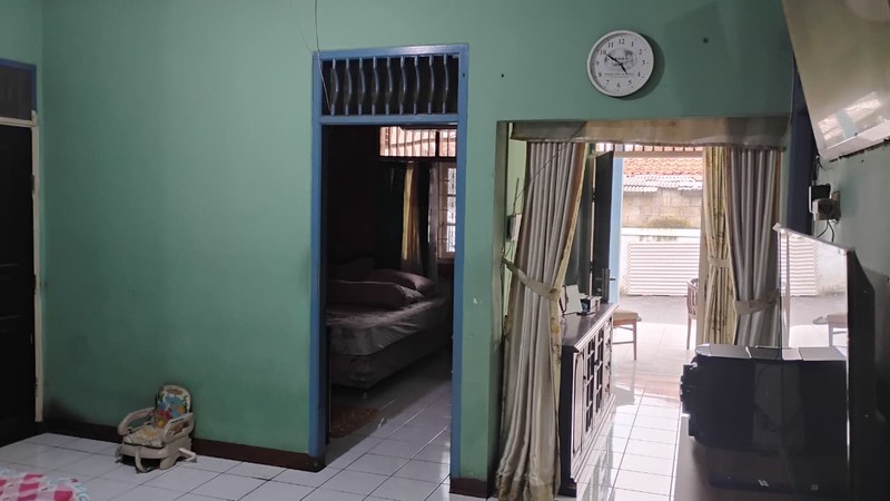 Rumah + 3 Ruko + 5 Kontrakan Lokasi Strategis di Pondok Labu, Cilandak Jakarta Selatan