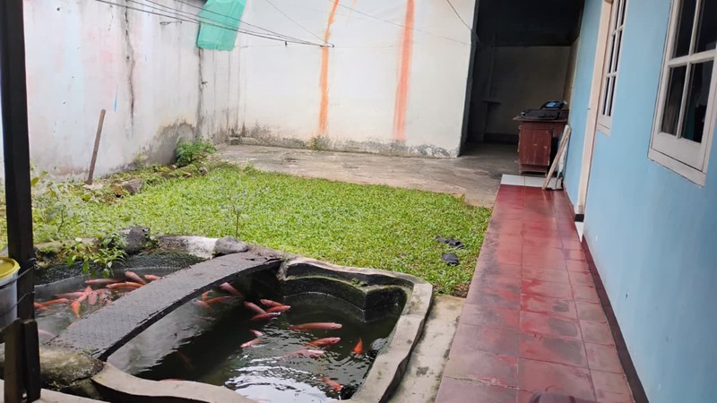 Rumah + 3 Ruko + 5 Kontrakan Lokasi Strategis di Pondok Labu, Cilandak Jakarta Selatan