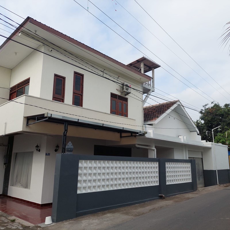 Dijual Rumah Tinggal & Komersial (Kos) Strategis Dekat Prawirotaman & Fasilitas Lengkap, Panggungharjo, Sewon