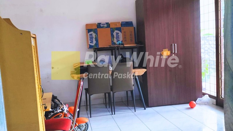 Rumah di Mainroad Lembang