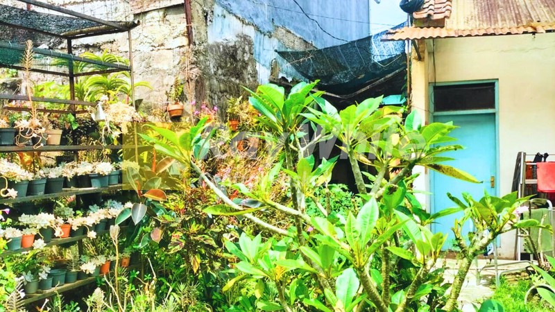 Rumah di Mainroad Lembang