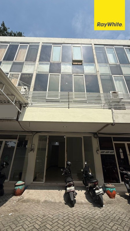 Dijual Ruko 3 lantai di Este Square Merr Surabaya